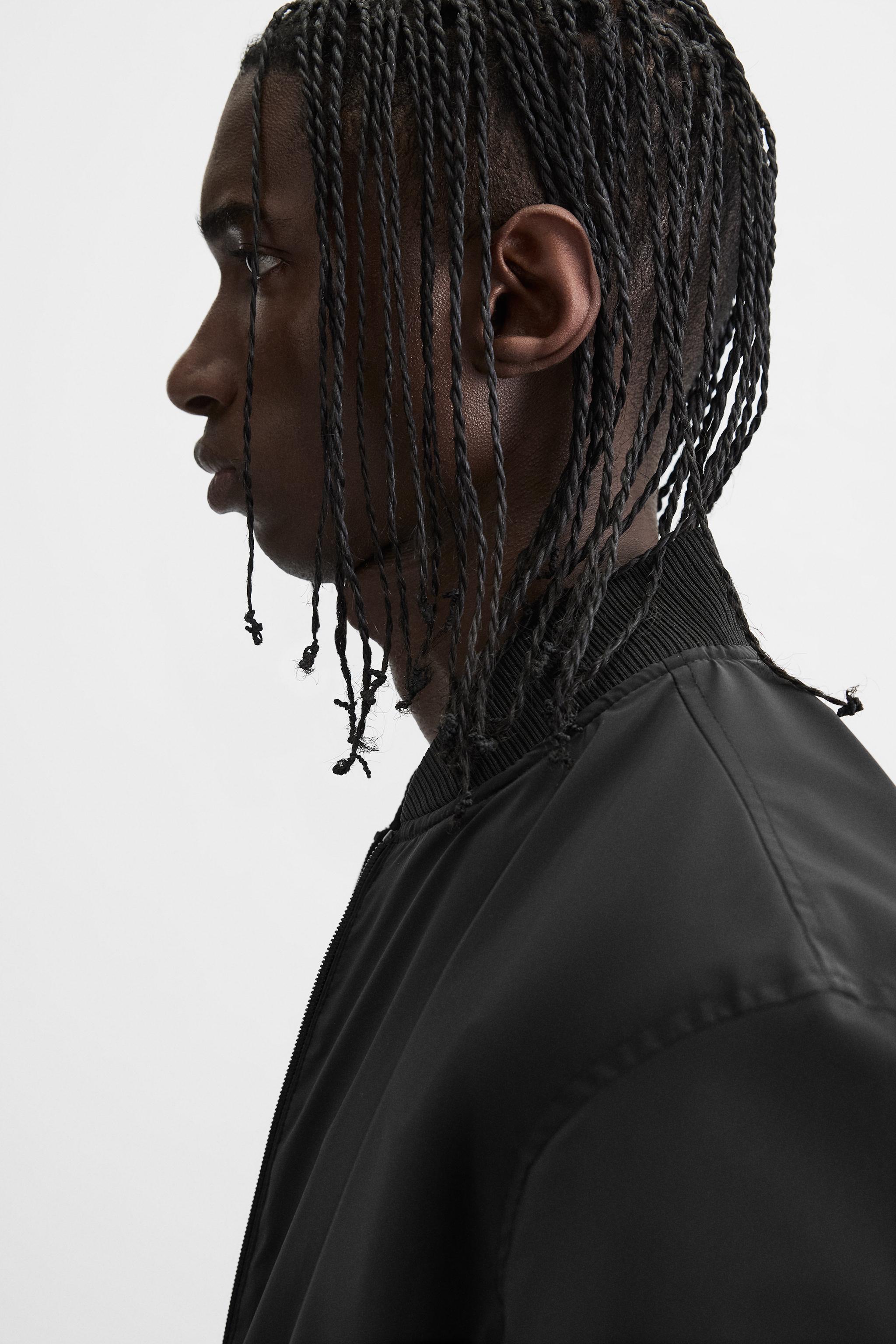 LIGHTWEIGHT BOMBER JACKET